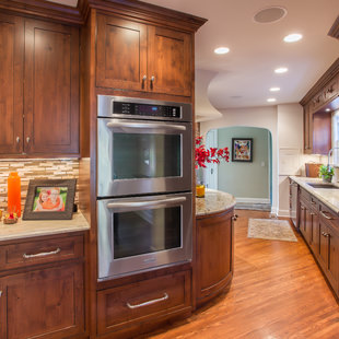 Kitchen & Pantry