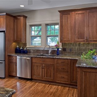 Kitchen & Pantry